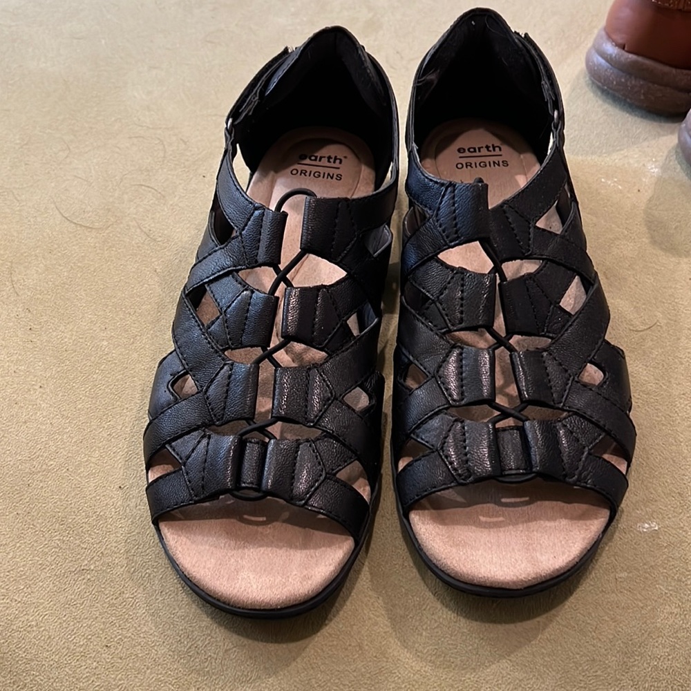Ladies shoes